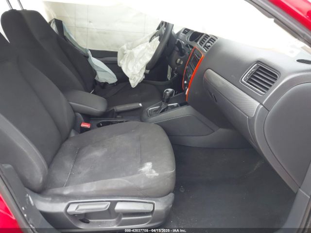 3VWD17AJ5FM275803 Volkswagen Jetta 1.8t Se