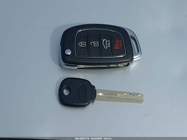 5NPE24AF5FH146951 Hyundai SONATA SE