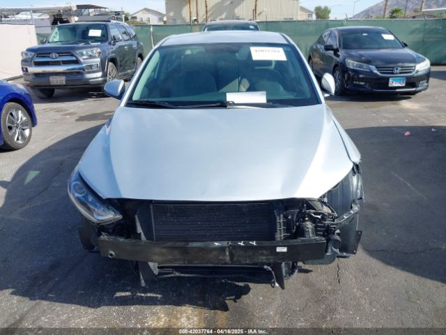 KMHD74LF6HU429633 Hyundai ELANTRA SE