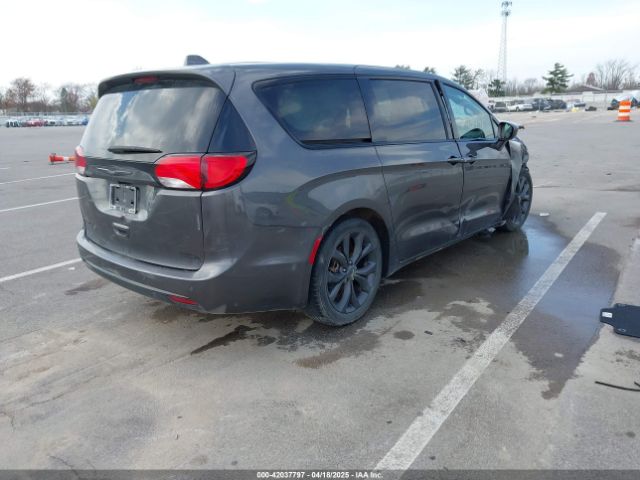 2020 CHRYSLER PACIFICA 2C4RC1FG3LR109958 Photo 3