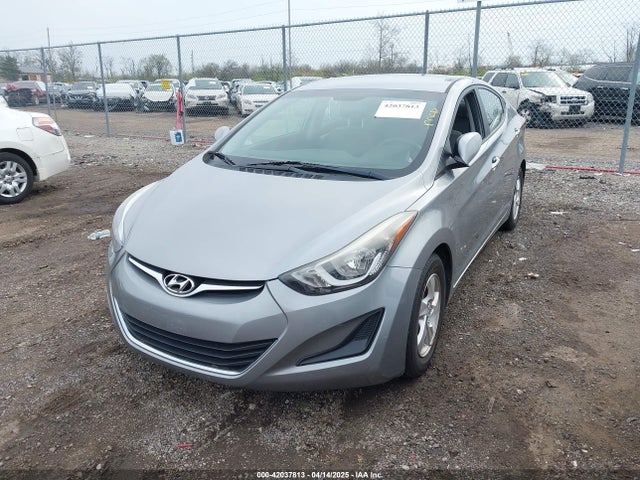 KMHDH4AE2FU225688 Hyundai ELANTRA SE