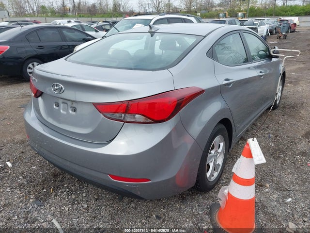 KMHDH4AE2FU225688 Hyundai ELANTRA SE