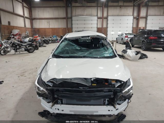 JF1GUABC1R8302840 Subaru Impreza Base 5-door