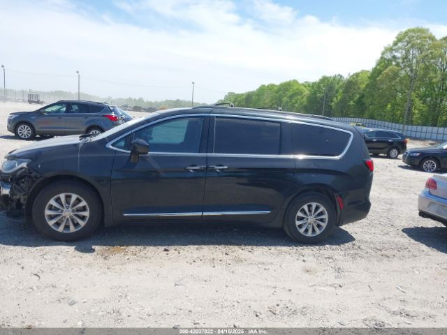 2C4RC1BG7HR539716 Chrysler Pacifica Touring-l