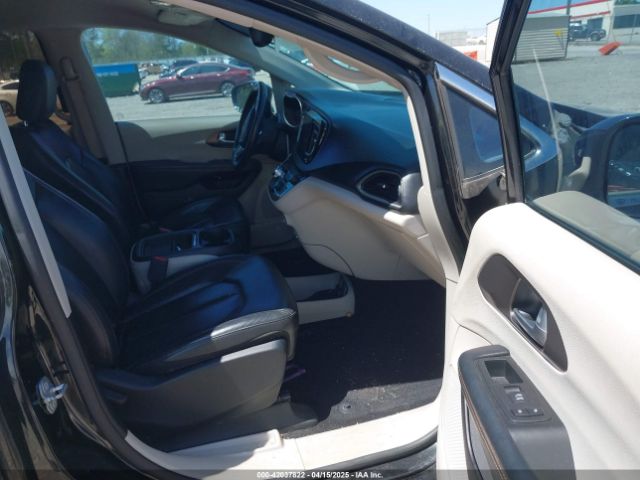 2C4RC1BG7HR539716 Chrysler Pacifica Touring-l