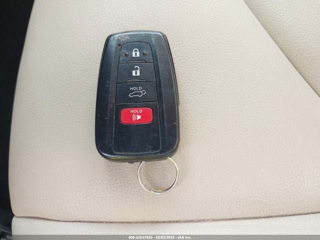 5TDGZRAH5NS554538 Toyota Highlander Xle