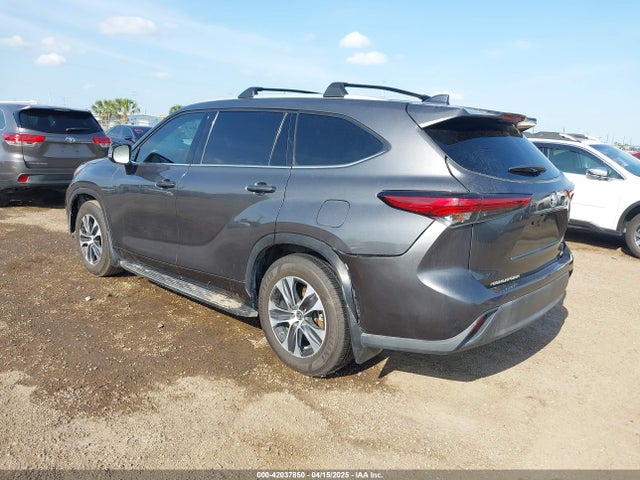 5TDGZRAH5NS554538 Toyota Highlander Xle