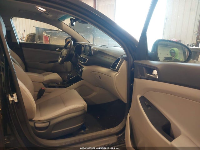 KM8J3CAL6KU932121 Hyundai TUCSON SEL