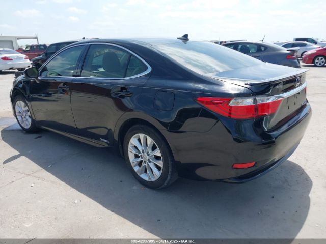 JTHBW1GG5E2056235 Lexus ES 300H