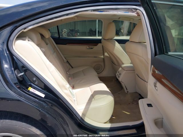 JTHBW1GG5E2056235 Lexus ES 300H