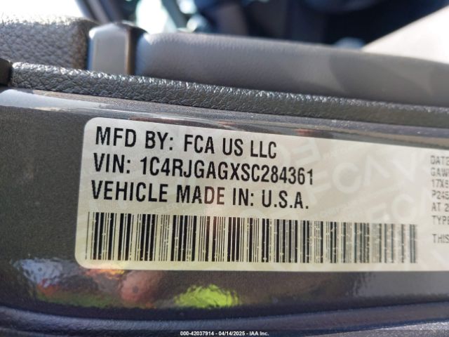 1C4RJGAGXSC284361 Jeep Grand Cherokee Laredo 4x2