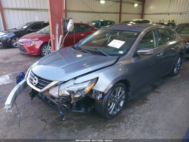 1N4AL3AP3JC220232 Nissan Altima 2.5 Sr