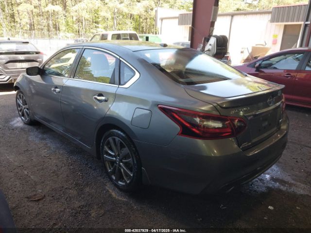 1N4AL3AP3JC220232 Nissan Altima 2.5 Sr