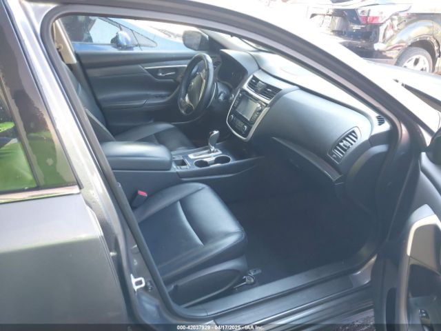 1N4AL3AP3JC220232 Nissan Altima 2.5 Sr
