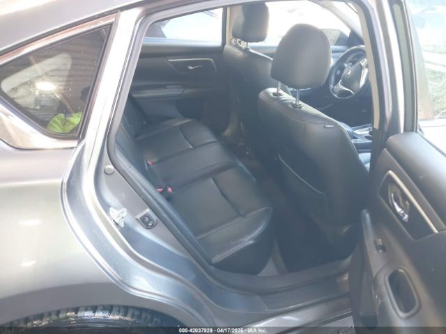 1N4AL3AP3JC220232 Nissan Altima 2.5 Sr