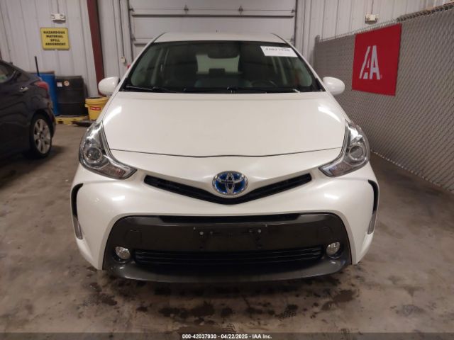 JTDZN3EU3HJ070930 Toyota Prius V Five