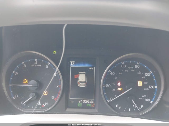 JTMRFREV9JJ218173 Toyota Rav4 Xle