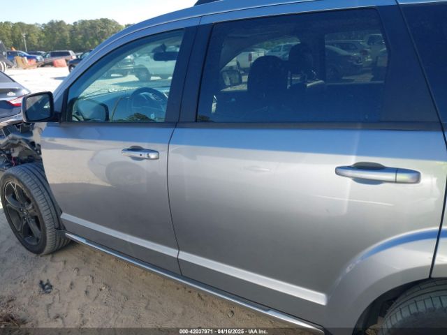 3C4PDCGG6JT505102 Dodge Journey Crossroad
