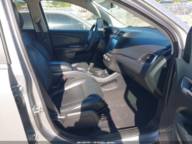 3C4PDCGG6JT505102 Dodge Journey Crossroad