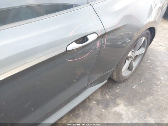 1FA6P8AM7G5303236 Ford Mustang V6
