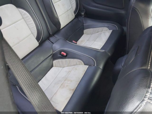 1FA6P8AM7G5303236 Ford Mustang V6