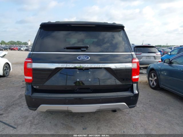 1FMJU1HT9JEA66902 Ford Expedition Xlt