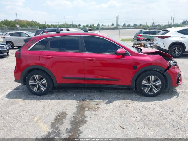 KNDCB3LCXL5436098 KIA Niro Lxs