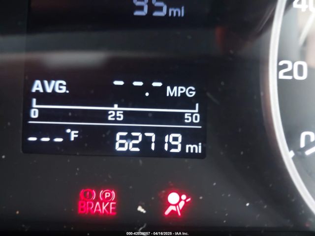 5NPD74LF2JH279055 Hyundai ELANTRA SE