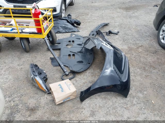 5NPD74LF2JH279055 Hyundai ELANTRA SE