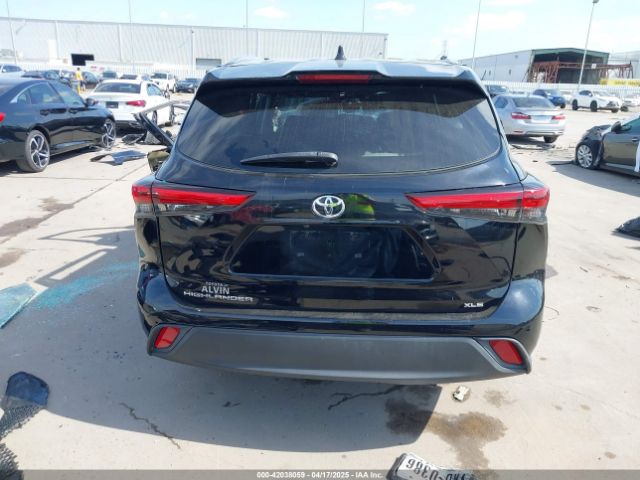 5TDGZRAH0LS018366 Toyota Highlander Xle