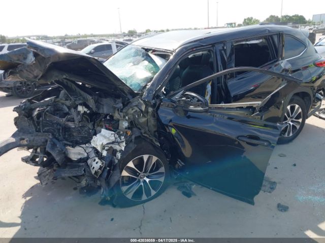 5TDGZRAH0LS018366 Toyota Highlander Xle