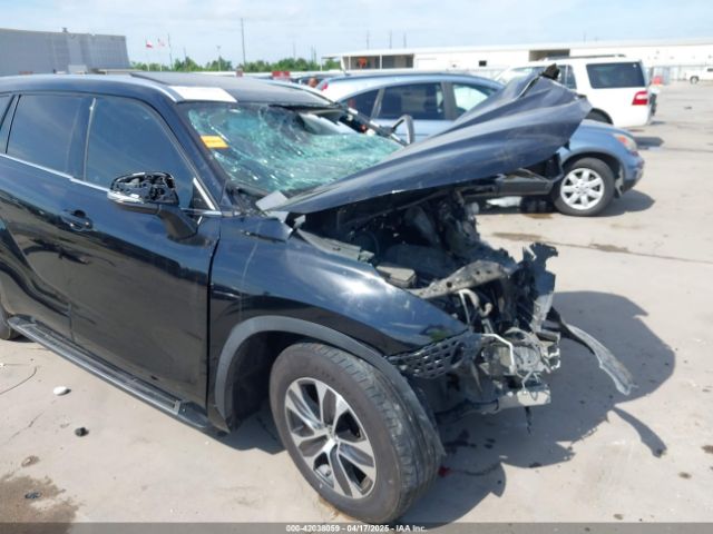5TDGZRAH0LS018366 Toyota Highlander Xle