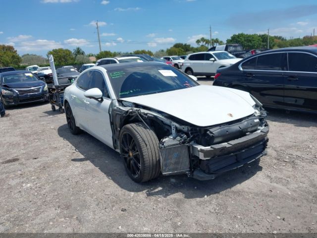 WP0AB2A76JL131763 Porsche Panamera 4s