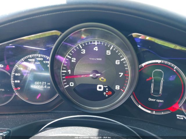 WP0AB2A76JL131763 Porsche Panamera 4s