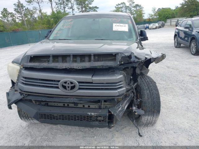 5TFRY5F14EX170647 Toyota Tundra Sr5 5.7l V8