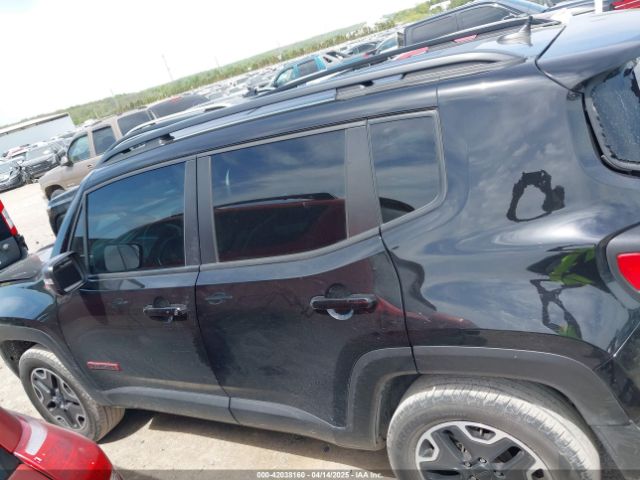 ZACCJBCT3GPD11390 Jeep Renegade Trailhawk