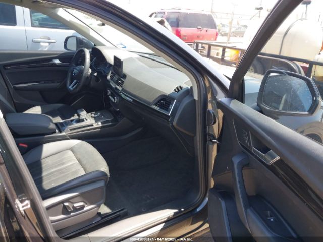 2019 AUDI Q5 WA1ANAFY1K2118147 Photo 4