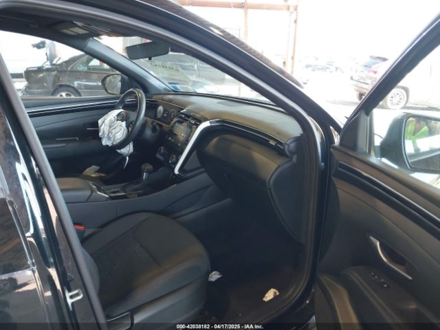 5NTJCDAE7NH018858 Hyundai Santa Cruz Sel