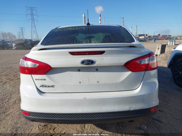 1FADP3F2XEL251269 Ford FOCUS SE
