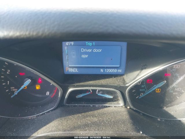 1FADP3F2XEL251269 Ford FOCUS SE