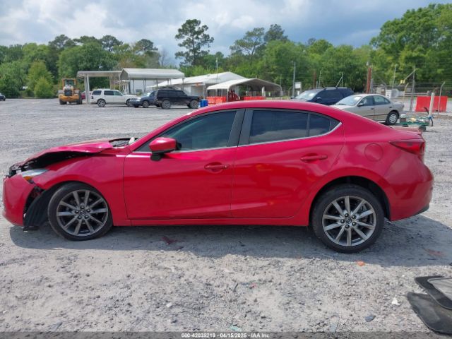 3MZBN1V3XJM183616 Mazda Mazda3 Touring