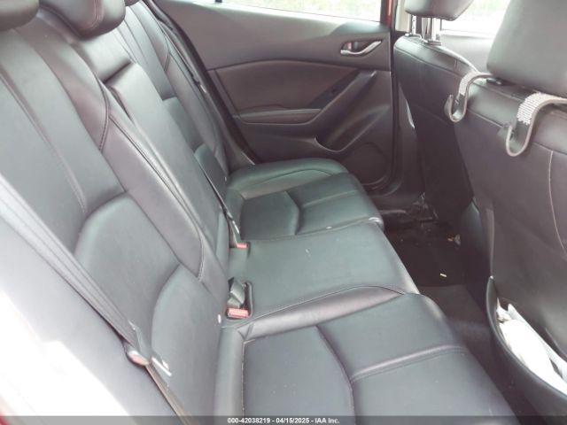 3MZBN1V3XJM183616 Mazda Mazda3 Touring