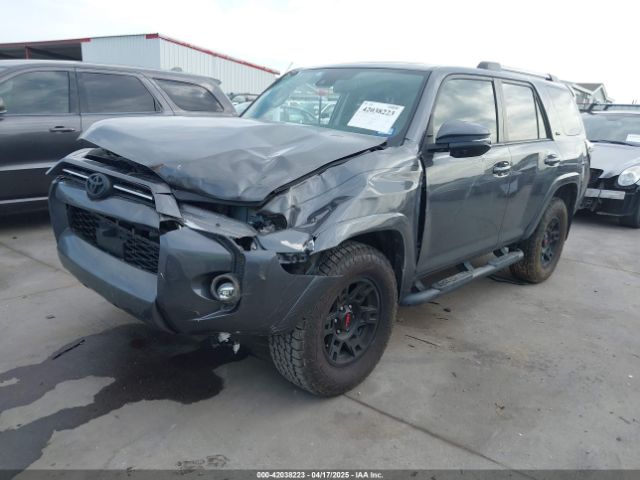 2022 TOYOTA 4RUNNER JTENU5JR0N6034346 Photo 1