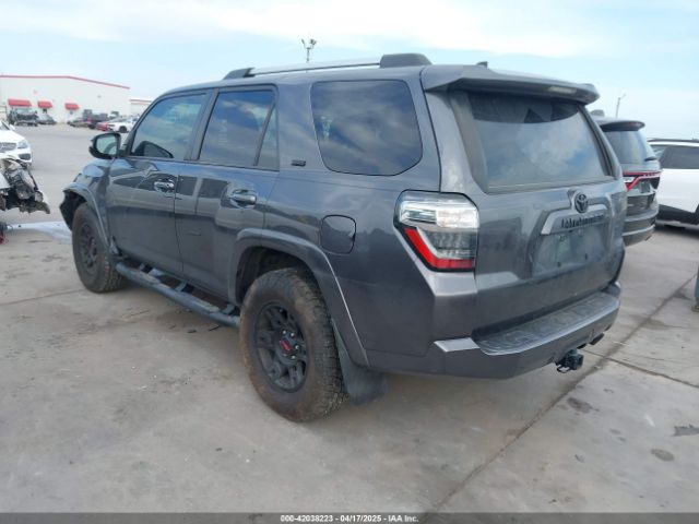 2022 TOYOTA 4RUNNER JTENU5JR0N6034346 Photo 2