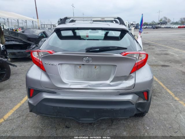 NMTKHMBX8JR032422 Toyota C-HR XLE
