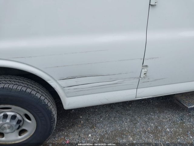 1GCZGHFG7K1209948 Chevrolet Express 3500 Work Van