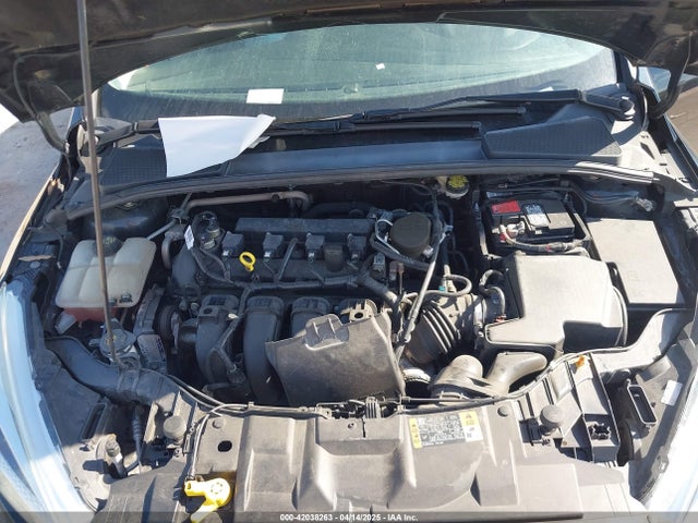 1FADP3F27FL356577 Ford FOCUS SE