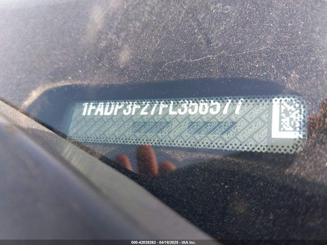 1FADP3F27FL356577 Ford FOCUS SE