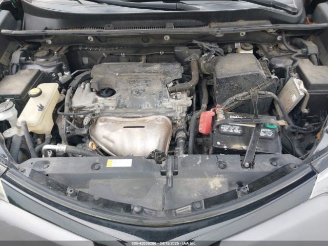 2T3RFREV8JW728645 Toyota Rav4 Adventure