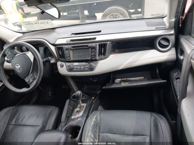 2T3RFREV8JW728645 Toyota Rav4 Adventure